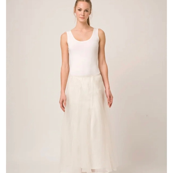 Tiar Lor Angeles Lace MIDI /  Maxi Skirt - Picture 7 of 7